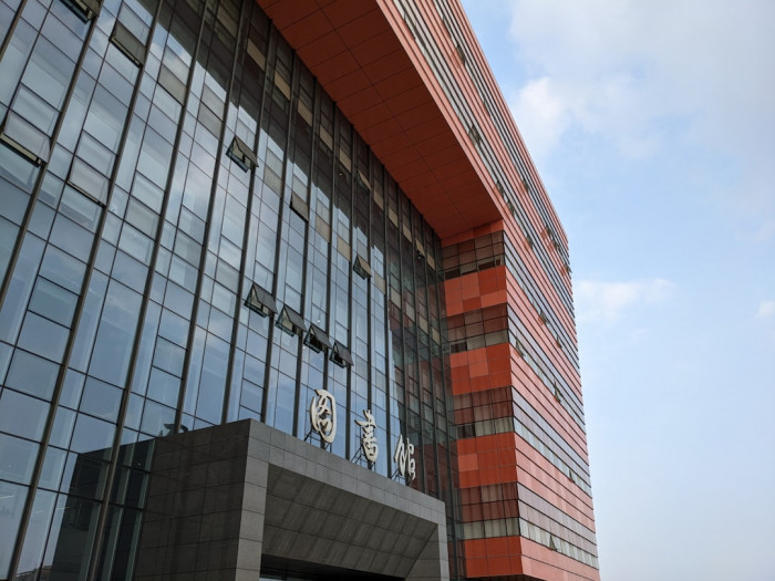 İngilizcede Yardımcı Editör Nedir?